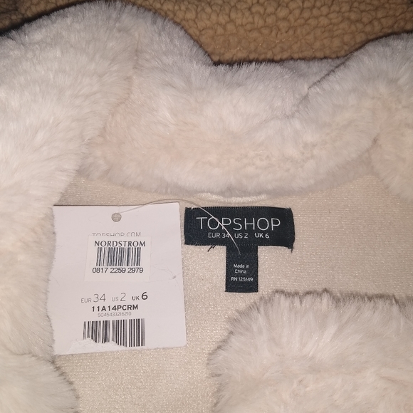Brand new fur and suede lined size sm TOPSHOP coat - Picture 3 of 3